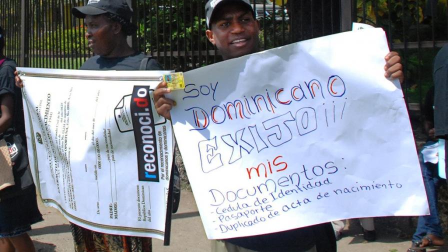 Ordena JCE entregue cédula a 28 hijos haitianos