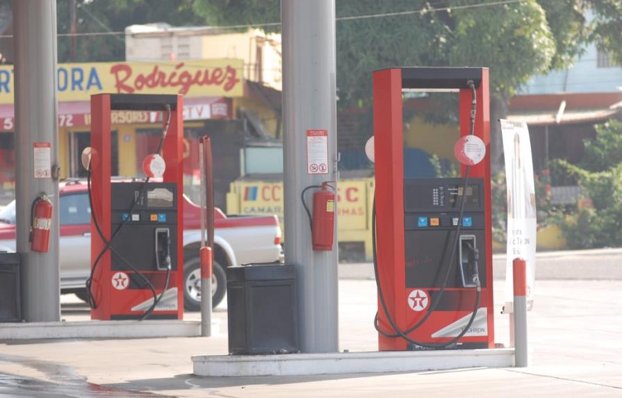 Precios de las gasolinas suben RD$2.20 y RD$2.50