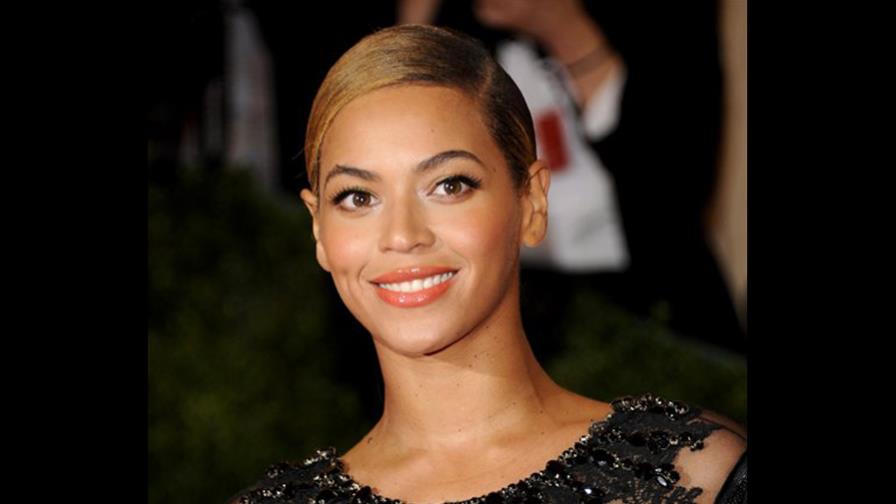Michelle Obama, Lady Gaga y Justin Bieber brindan apoyo a Beyonce