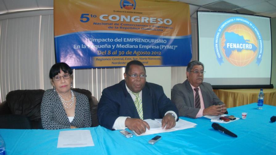 Comerciantes piden amnistía fiscal y plan de emergencia