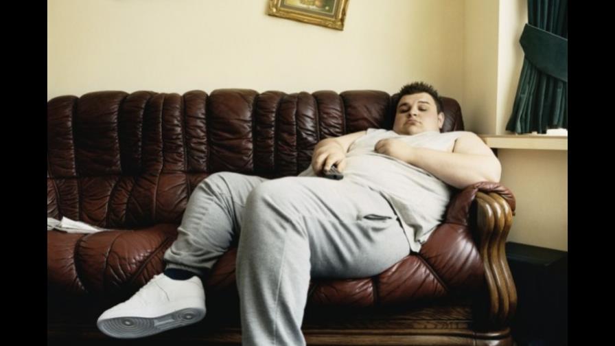 Inactividad física mata tanto como el tabaco, y más que obesidad y diabetes