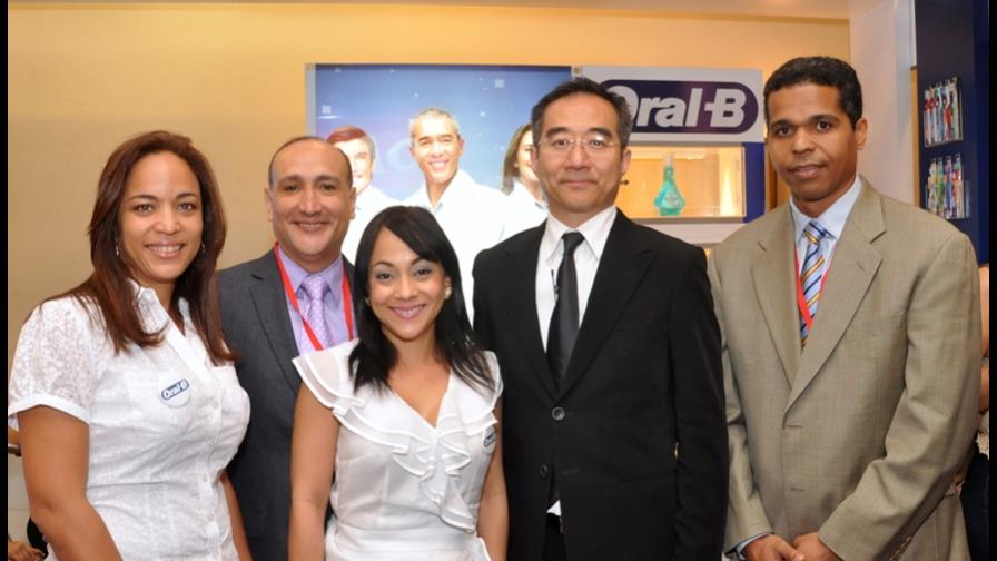 Oral B ofrece apoyo a la Sociedad Dominicana de Periodoncia