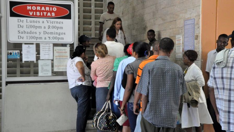 Colegio Médico pide intervenir el Cabral y Baéz