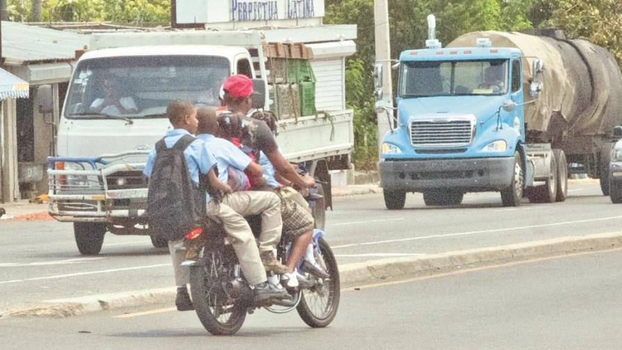 ¿Falta alguien sobre el motor?