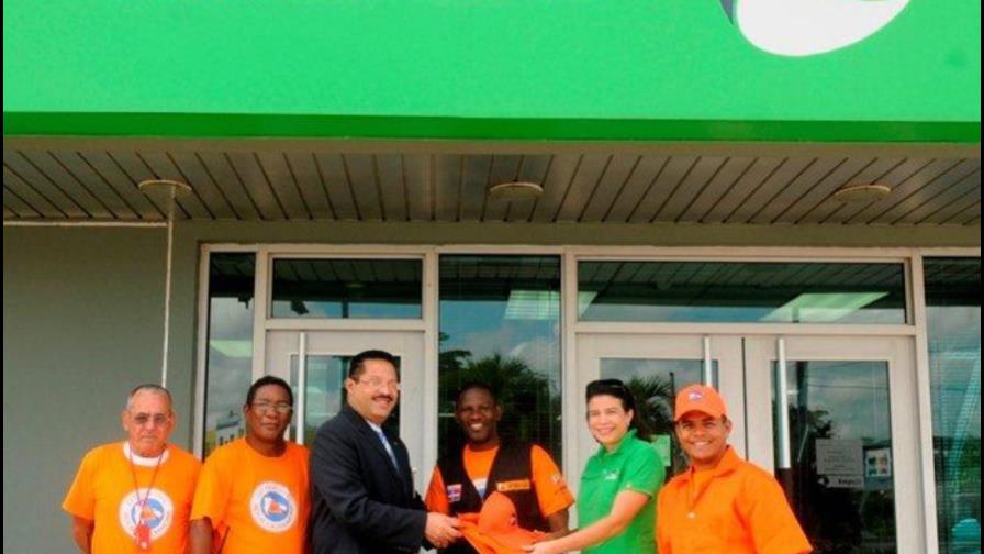 BHD dona uniformes rescate a DC Boca Chica BHD dona uniformes rescate a DC Boca Chica