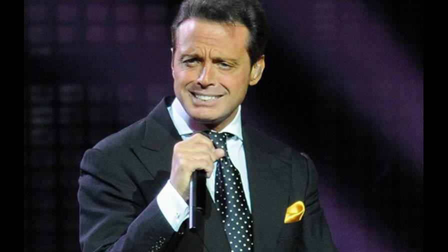 Luis Miguel pide tanques de oxígeno y 20 guardias más para actuar en Viña Luis Miguel pide tanques de oxígeno y 20 guardias más para actuar en Viña