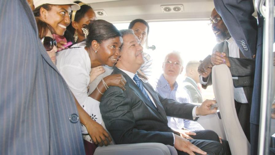 Leonel aspira a elecciones pacíficas; espera resultados sean aceptados