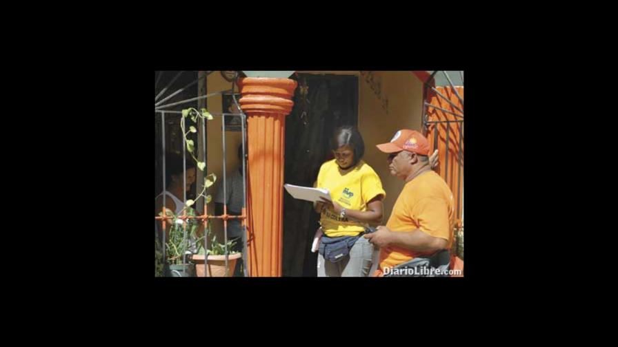 Salud Pública realiza labores de prevención contra el cólera en Santiago