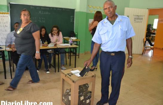 En el Cibao y Nordeste muchos votan