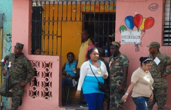 Ciudadanos votaron pacíficamente en un proceso empañado con varios incidentes Ciudadanos votaron pacíficamente en un proceso empañado con varios incidentes