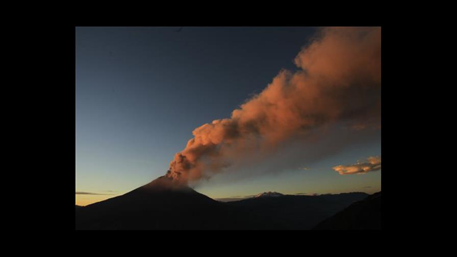 Volcán Tungurahua entra en erupción