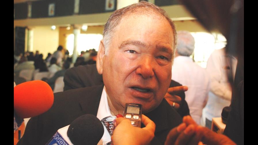 Embajador de EE.UU. dice Medina ha procedido de manera inteligente