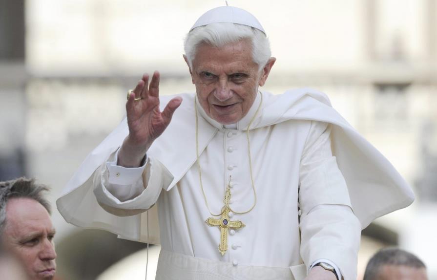 Benedicto XVI dice que la teoría del género es una falacia