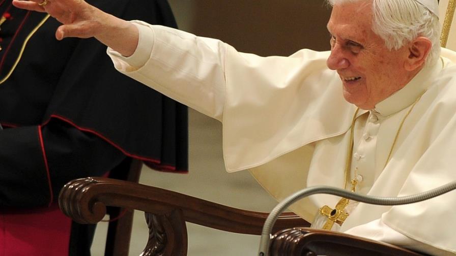 El Papa presidió la misa de Cuaresma con el rito de imposición de la ceniza