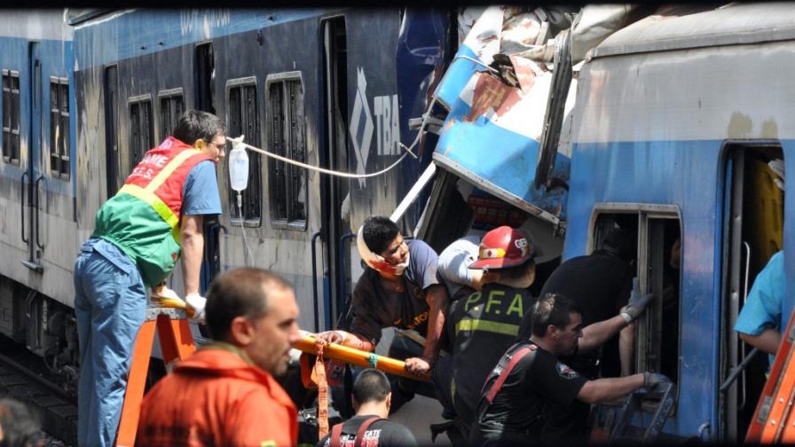 Al menos 49 muertos y 600 heridos en tragedia ferroviaria en Buenos Aires