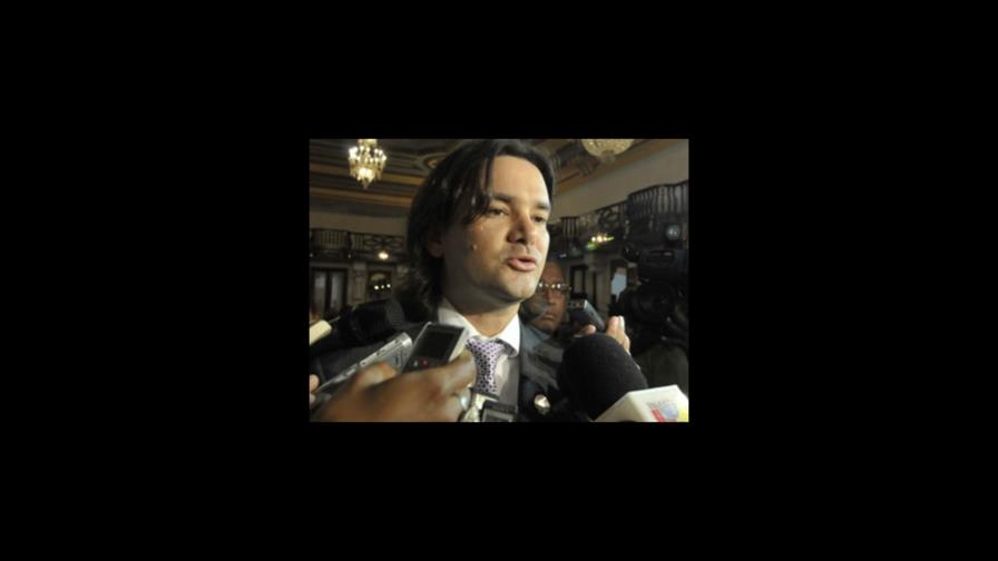 Estrella escoge a Fauntly Garrido como compañero de boleta