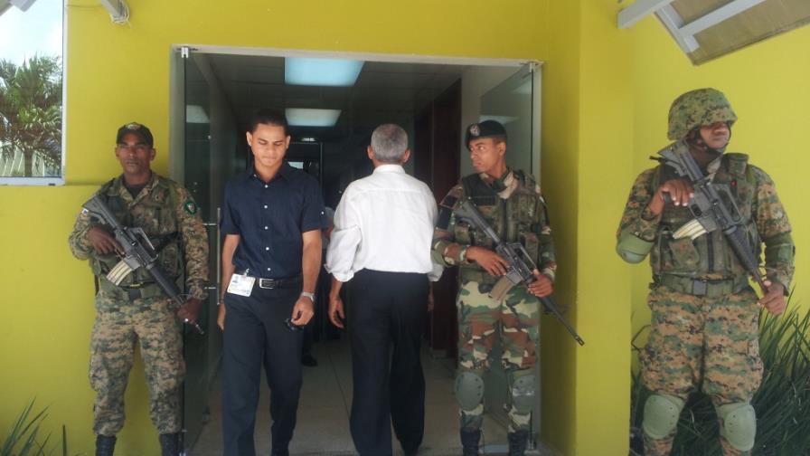 Aumentan seguridad en Sede de la Junta Central Electoral