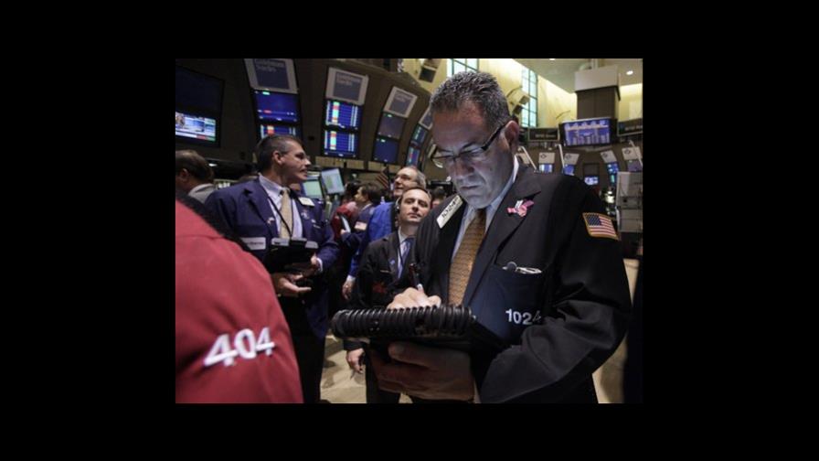 Alza en viviendas de EEUU impulsa a Wall Street