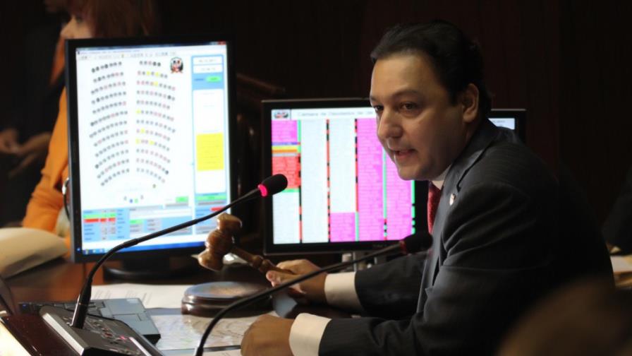 Diputados advierten a Unicef que legislan en sintonía con la población