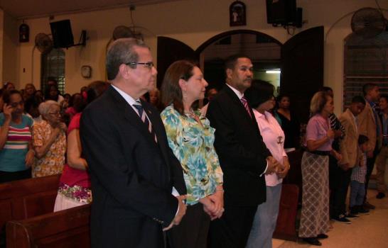 Dominicanos en Panamá rinden culto a la Virgen de la Altagracia