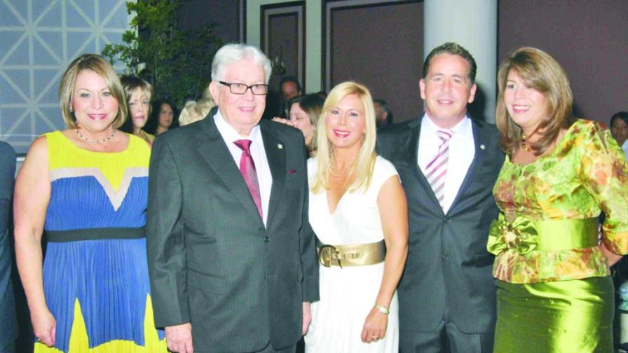 C. Federico Gómez festeja sus 5 décadas