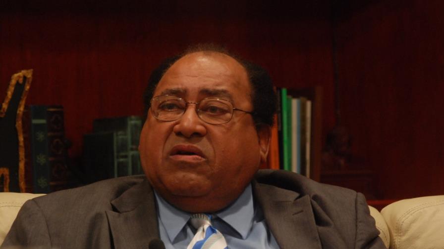 Indrhi rehabilita sistema de riego en Azua