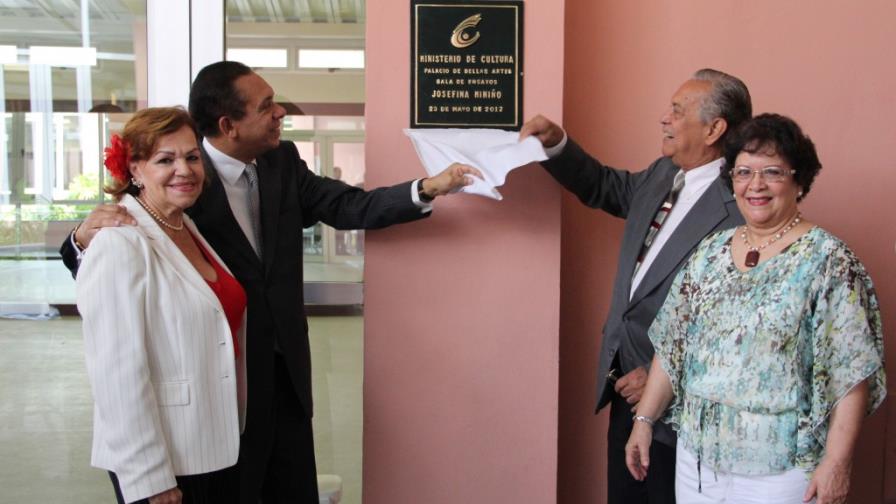 Sala de ensayo del Ballet Folklórico se llamará Josefina Miniño