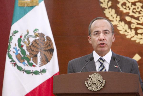 Presidente de México felicita a Danilo Medina por su triunfo electoral