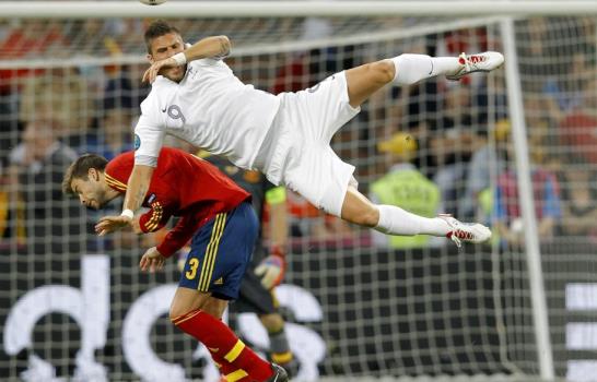 España gana a Francia 2-0 y clasifica para semifinales en la Eurocopa