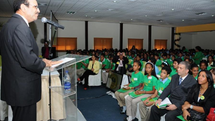 MINERD realiza Segundo Congreso Nacional de Cooperativas Escolares