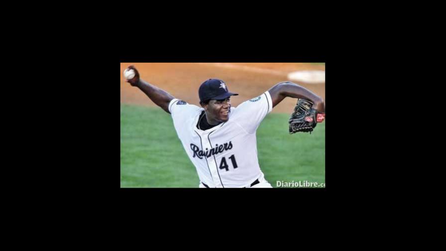 Oficializan traspaso de Pineda a los Yanquis