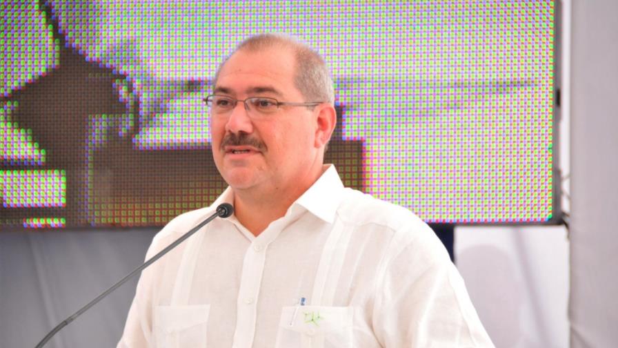 ADIE reclama que no politicen electricidad ADIE reclama que no politicen electricidad