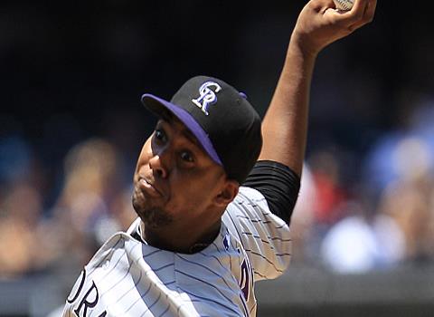 Juan Nicasio trata de volver tras pelotazo en el cuello