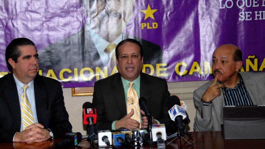 PLD acusa a Hipólito de planear complot contra Primera Dama