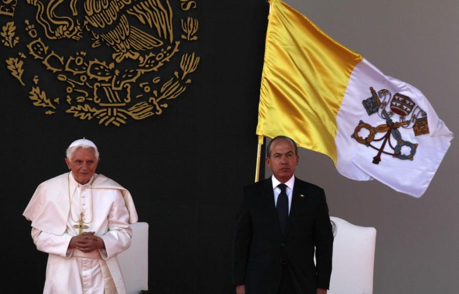 Calderón destaca que el Papa visita México en horas aciagas
