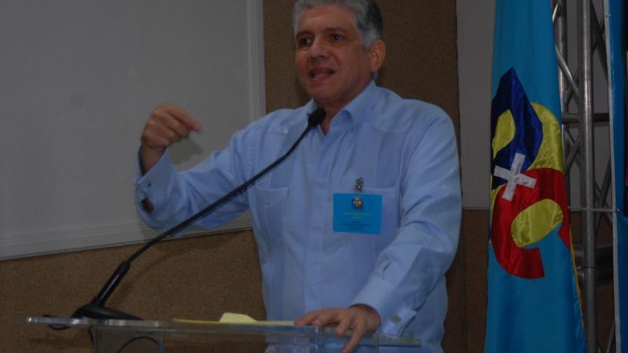 Eduardo Estrella envía carta al Presidente con medidas para evitar la reforma fiscal