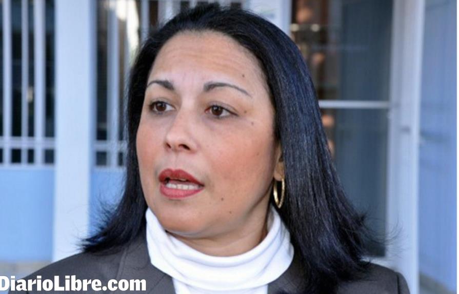 Diputada denuncia Fiscalía Santiago violó sus derechos
