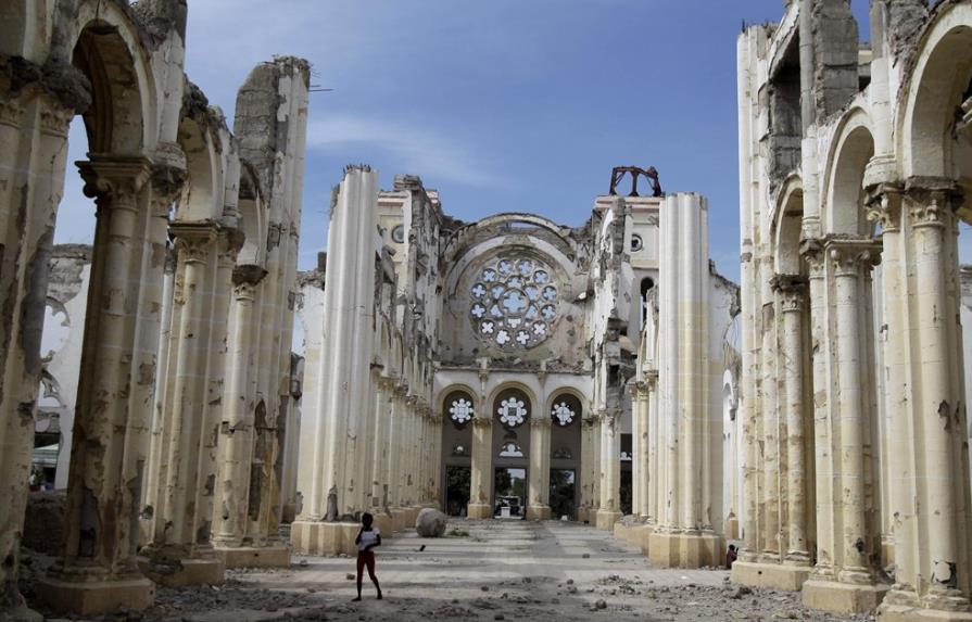 Equipo de Puerto Rico reconstruirá la catedral de Haití