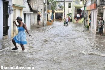 COE incrementa alerta amarilla para cuatro provincias y verde para 13