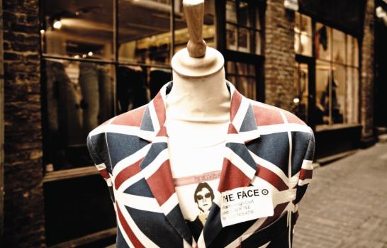 La londinense Carnaby Street, una encarnación moderna de los 60 La londinense Carnaby Street, una encarnación moderna de los 60