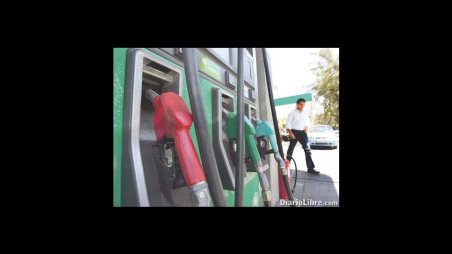 Vuelven a dejar sin variación los precios de los combustibles