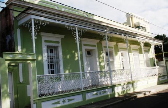 Restauran fachadas de casas históricas en SPM