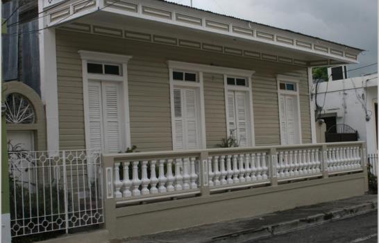 Restauran fachadas de casas históricas en SPM