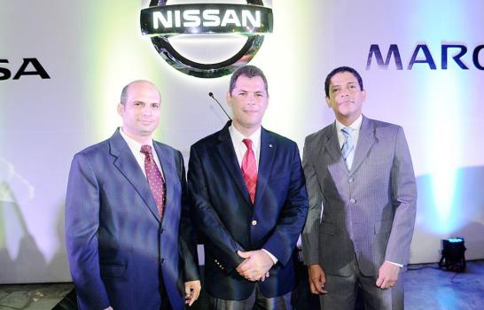 Nissan presentó al mercado de RD sus nuevos modelos March y Versa 2013