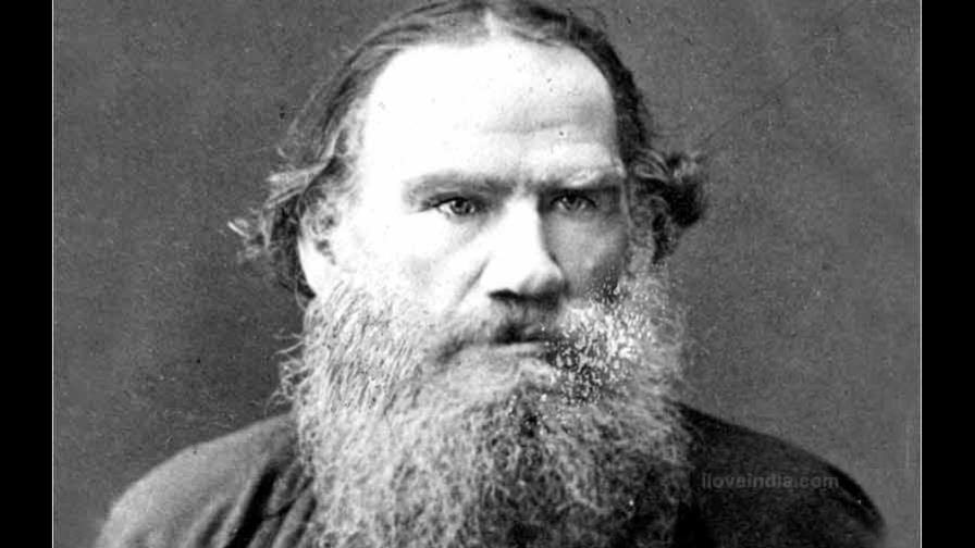 Tolstói desnudó su alma a los periodistas al final de sus días