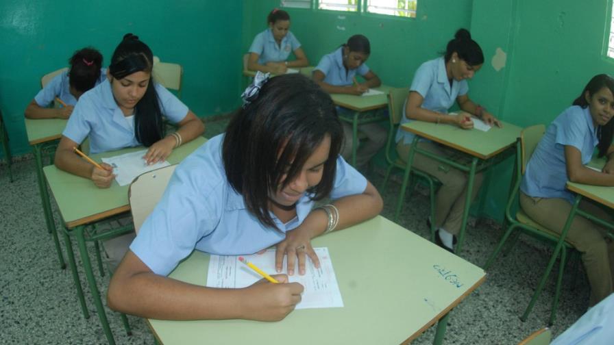 Seis escuelas iniciaran la tanda única el próximo año escolar en Barahona y Pedernales