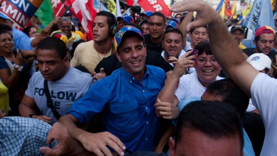 Capriles afirma que si derrota a Chávez adoptará el modelo brasileño