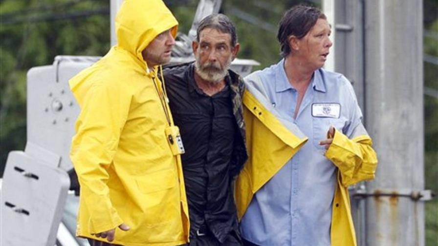 Rescate de inundación ayuda a reunir a familia