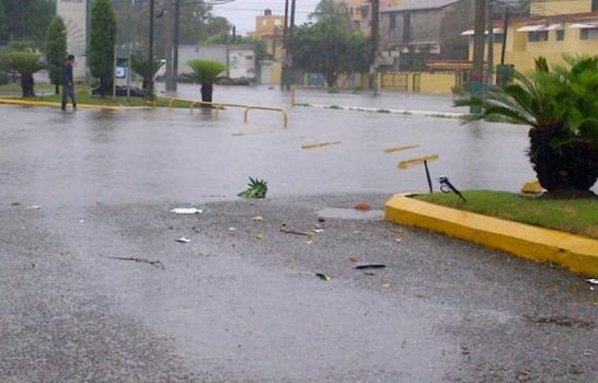 Lluvias del huracán Sandy inundan varios puntos del país