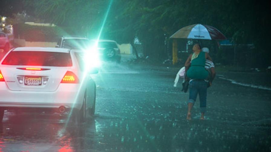 Más de 8 mil desplazados por lluvias de Sandy Más de 8 mil desplazados por lluvias de Sandy